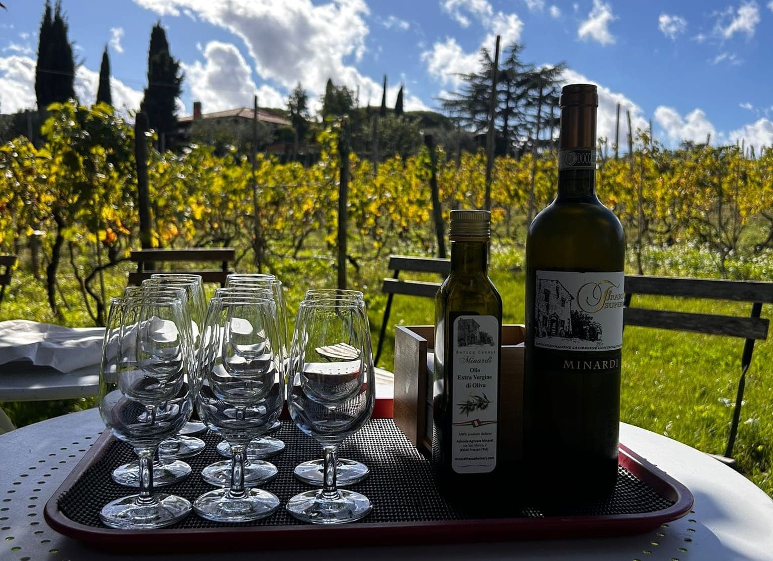Luxury Winery Tour Limousine for an Unforgettable Wine Experience