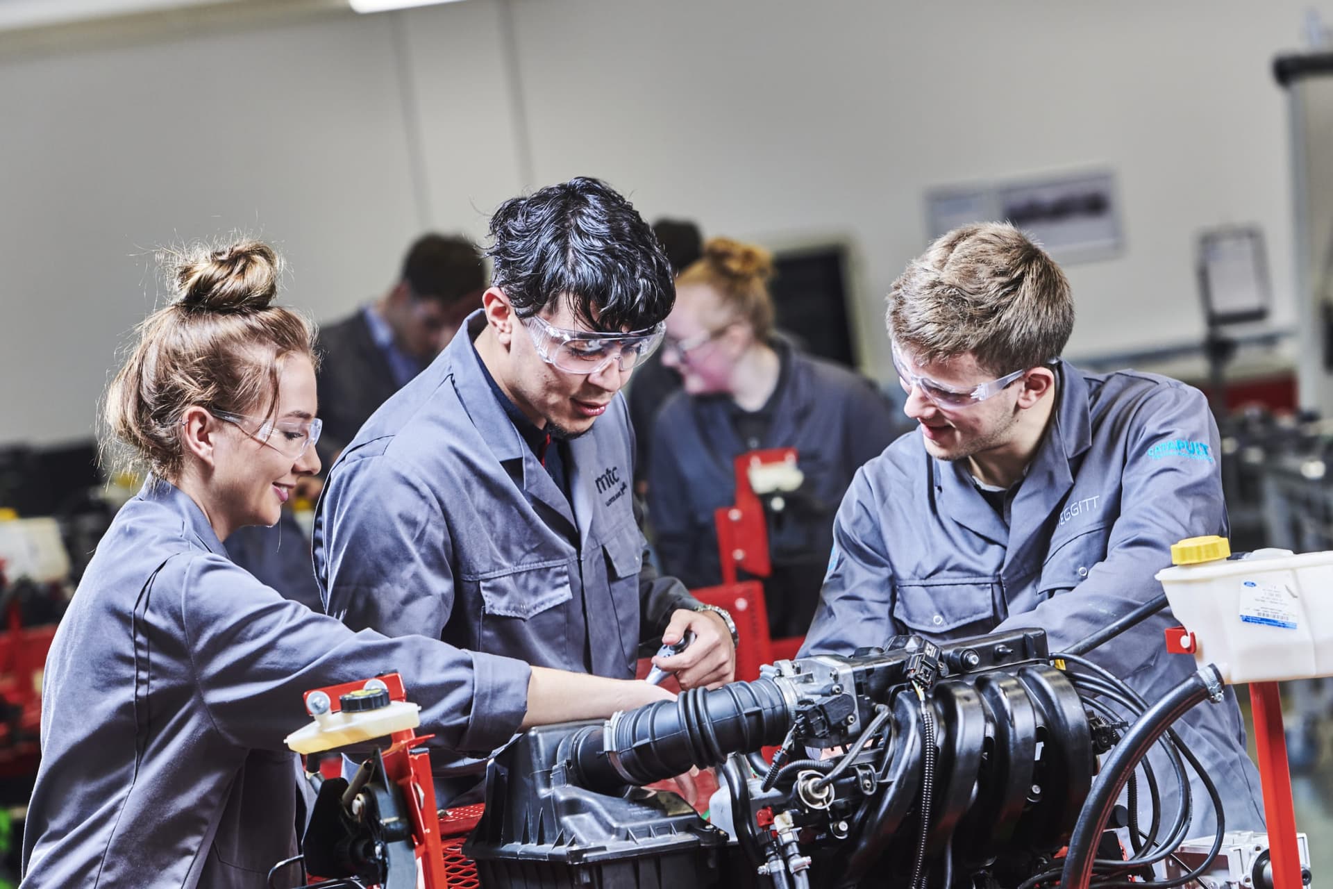 Apprenticeships Explained: The Smart Alternative to University