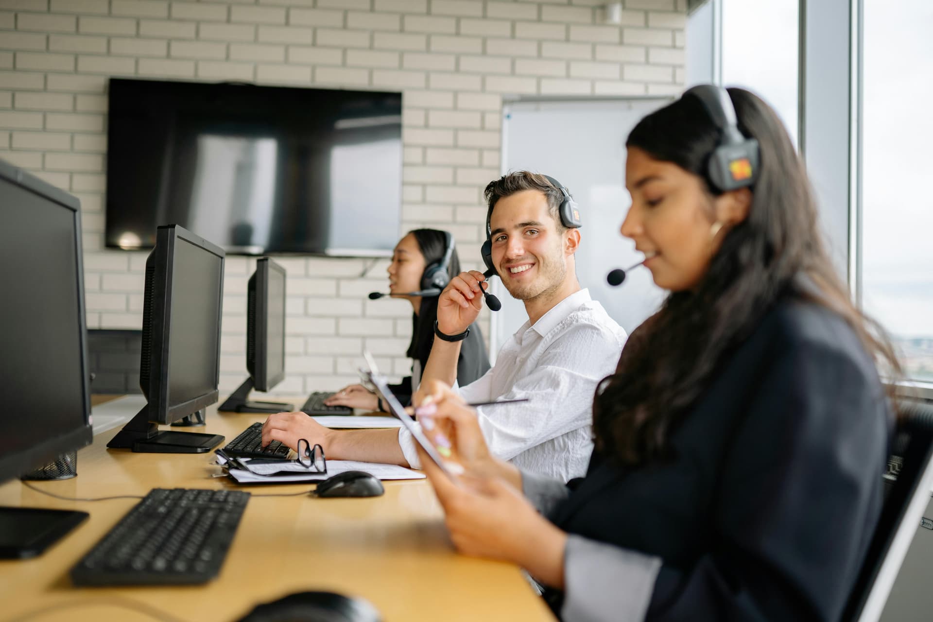 How Workplace Safety Communication Transforms Modern Safety Programs