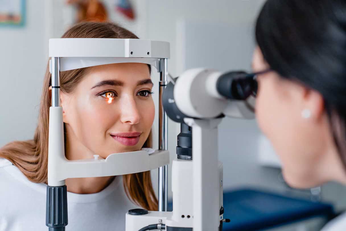 Radiant Eye Care: Eye Doctor Providing Comprehensive Vision Care and Advanced Technology