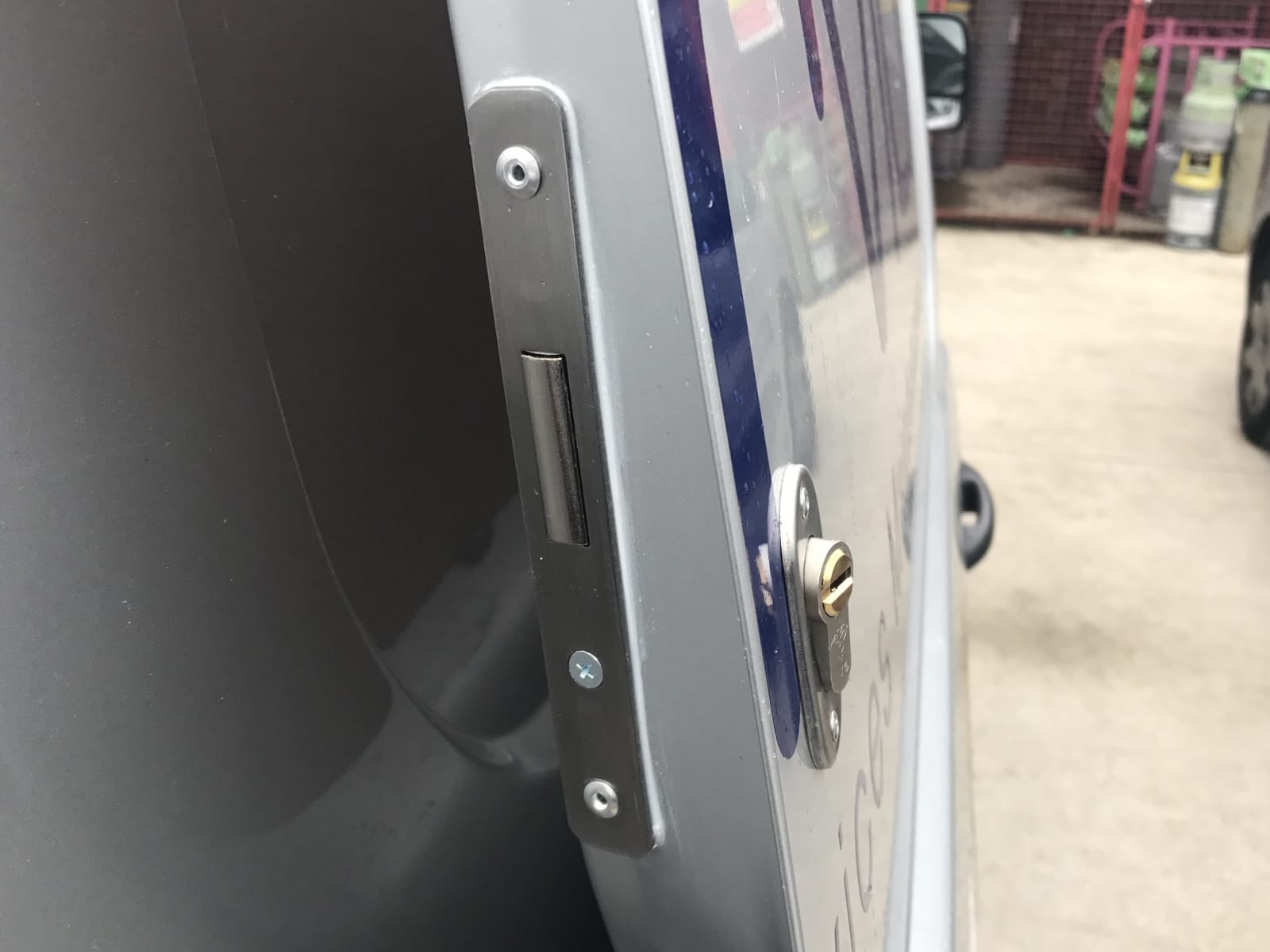 Chiusure di sicurezza per furgoni prezzi: scopri le soluzioni Daken Locks