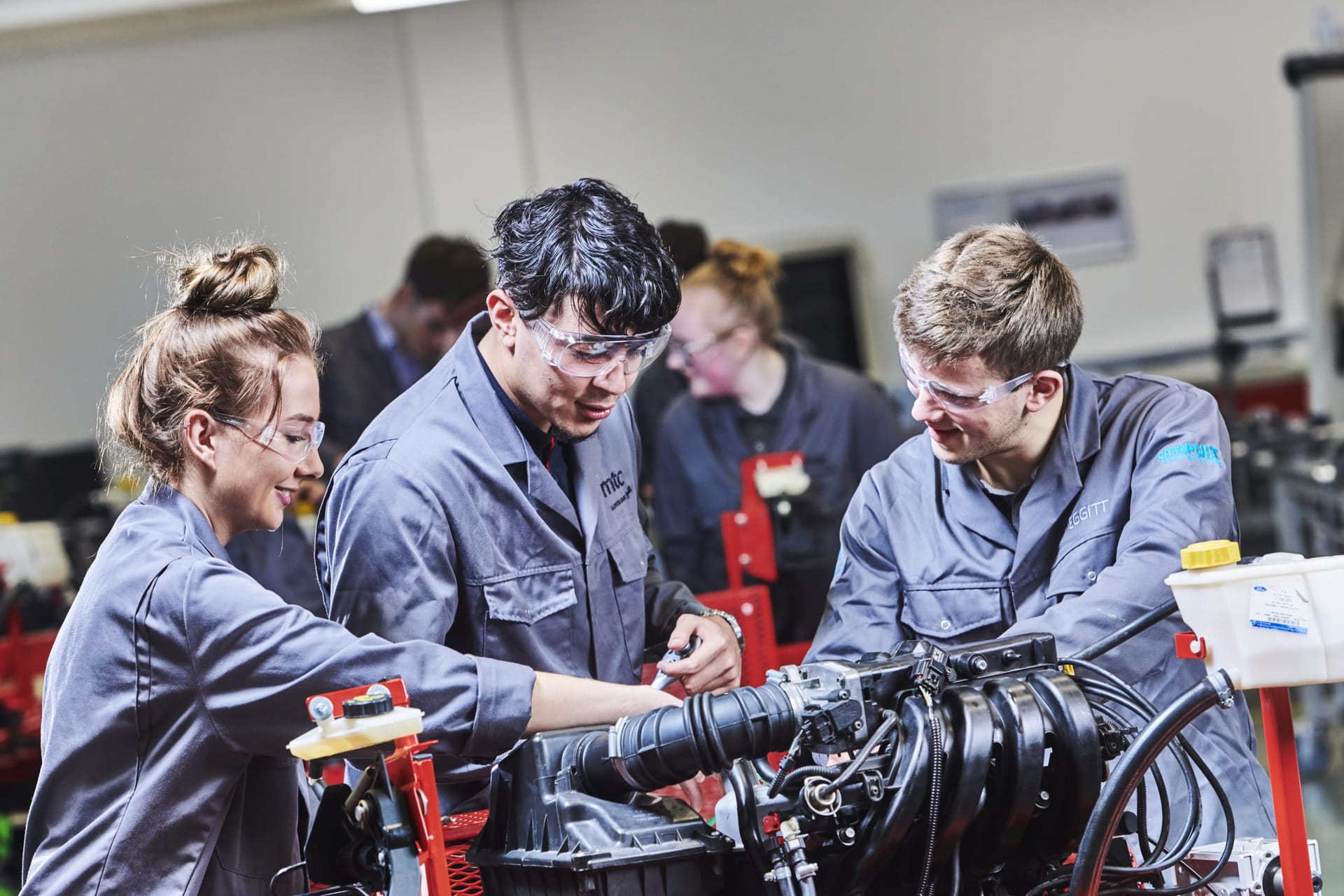 Apprenticeships Explained: The Smart Alternative to University