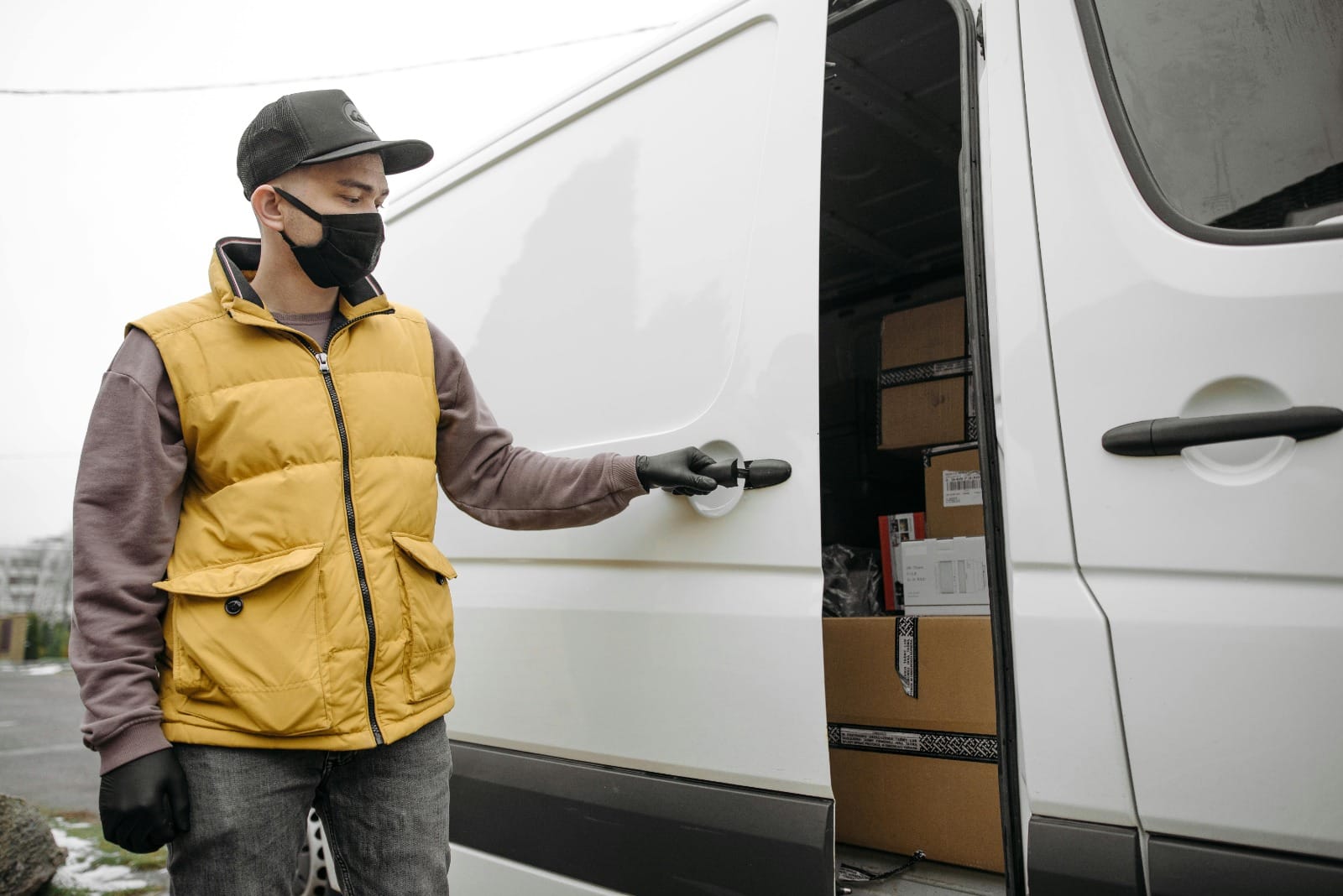 Moving House? Here’s How to Stay Organized