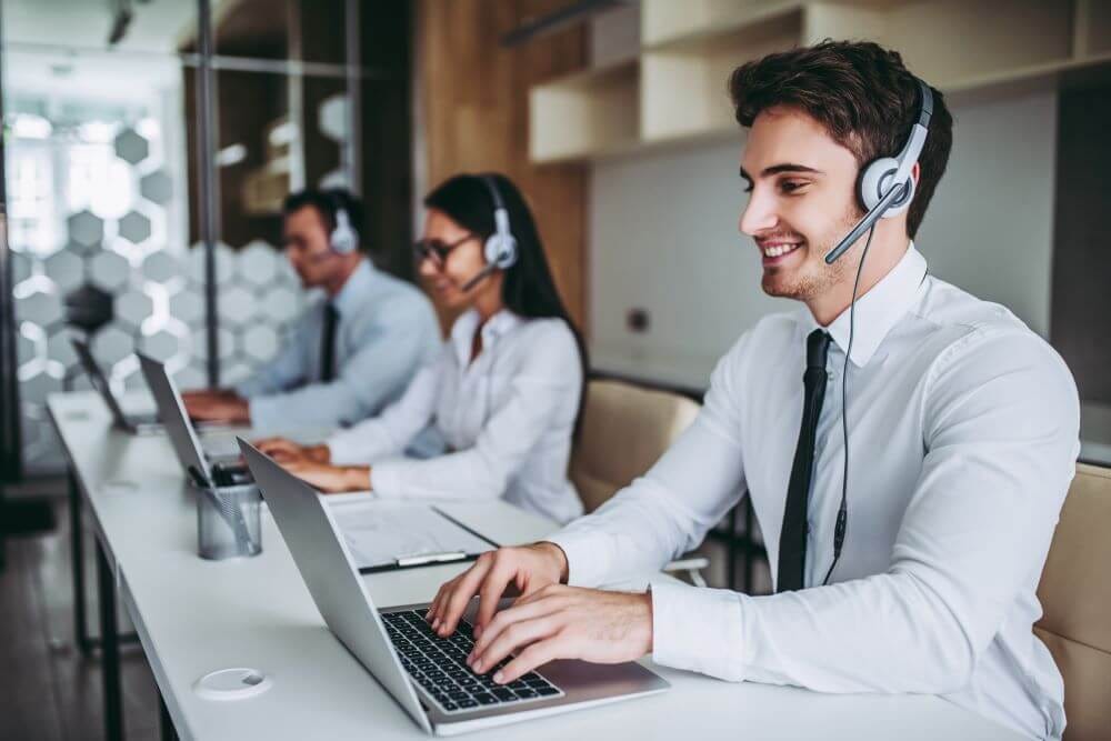 AI Voice Agent for Home Services – Dispatchly Smart Call Automation for More Bookings
