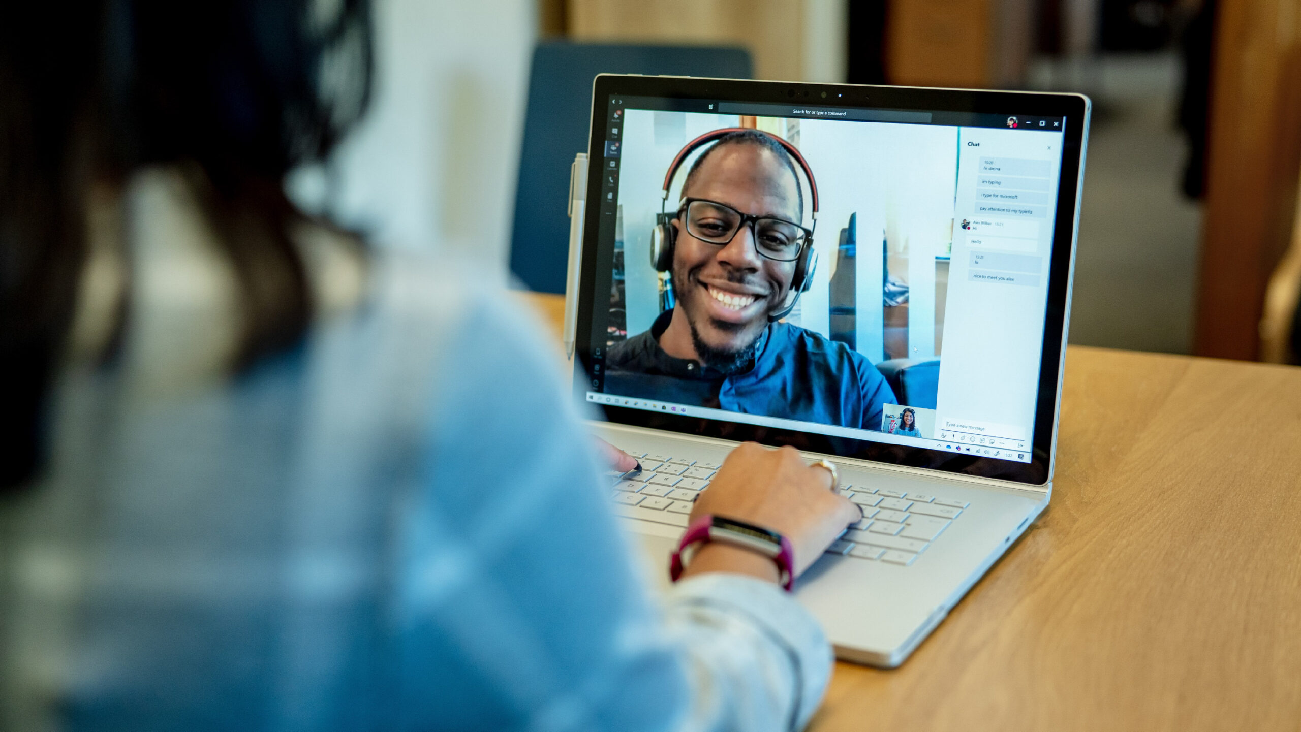 TinyChat – Meet New People Instantly with Random Video Chat