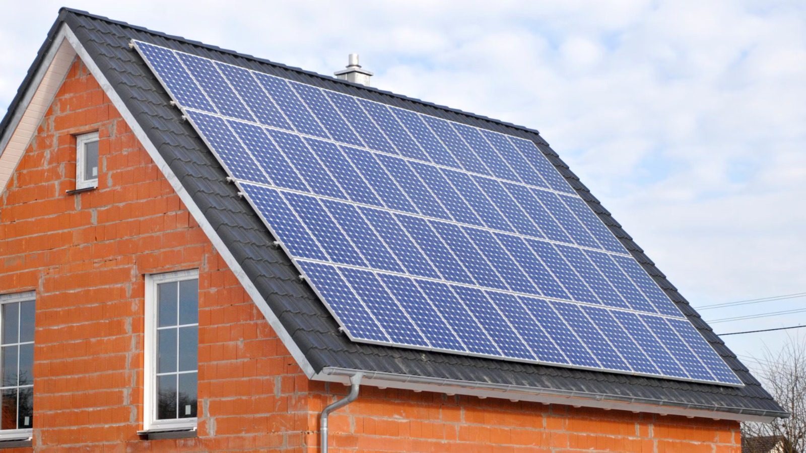 Why Businesses Choose Commercial Solar Nottingham for Long-Term Savings