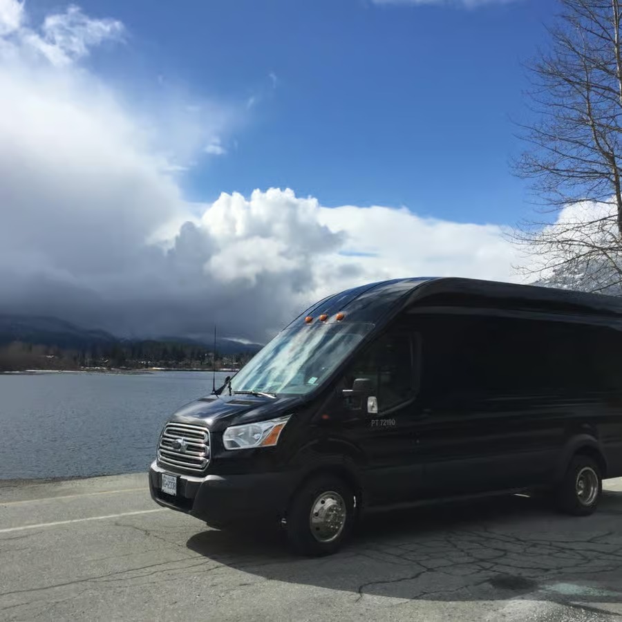 VIP Miami limo service – Luxury Airport &amp; Wedding Transportation