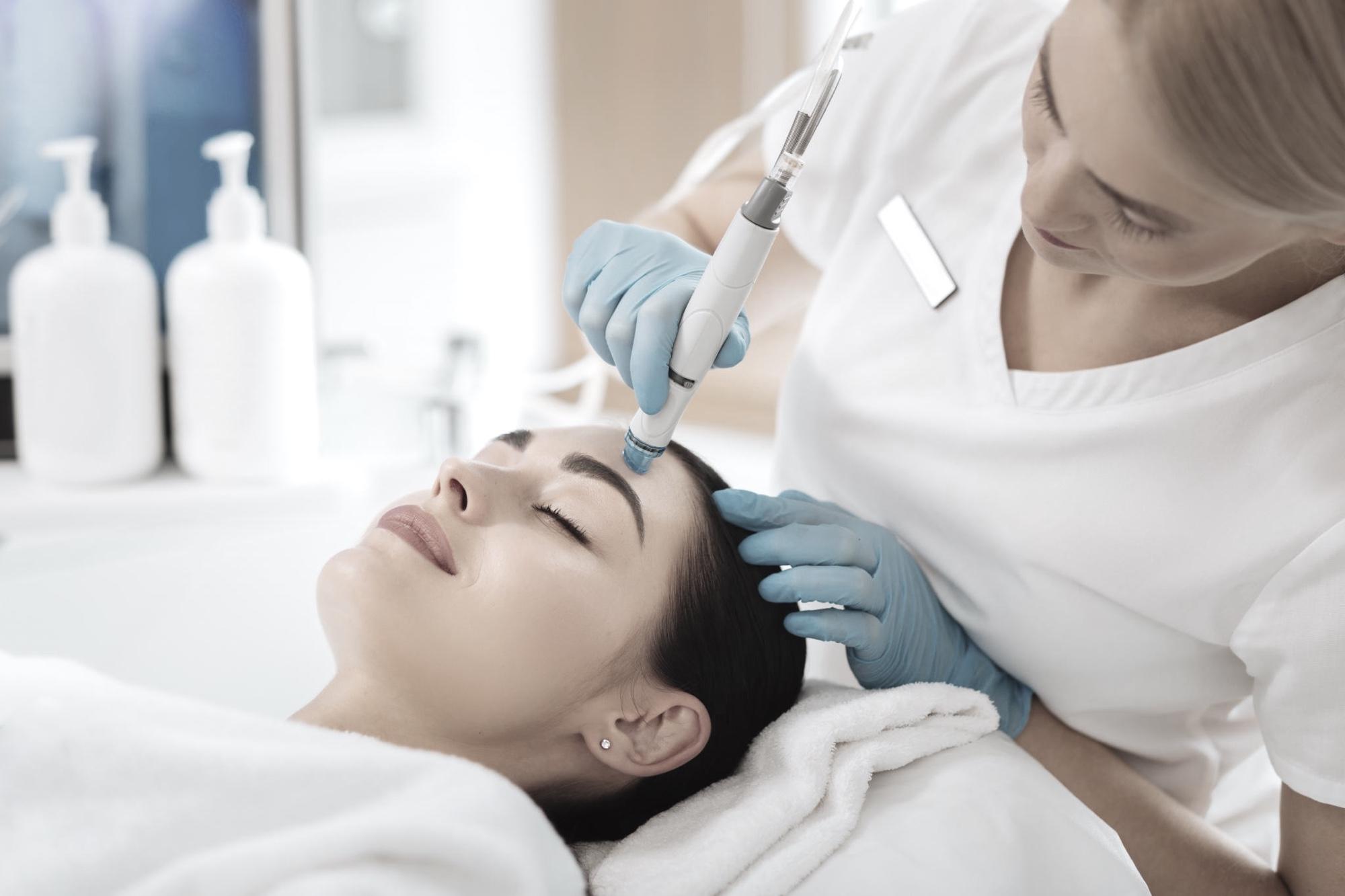 Hydrating Facial Treatment Queens NY – Restore Your Skin’s Natural Glow at Bonvie Beauties